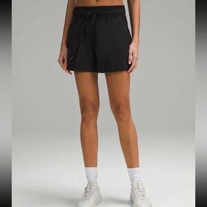 Lululemon Athletica Dance Studio High-Rise Shorts 3.5” Size 6